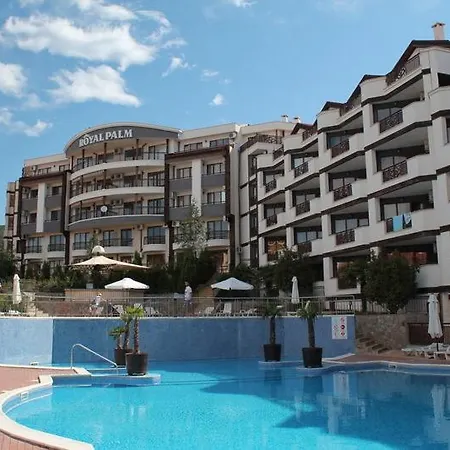 Bratanov Royal Palm Apartment